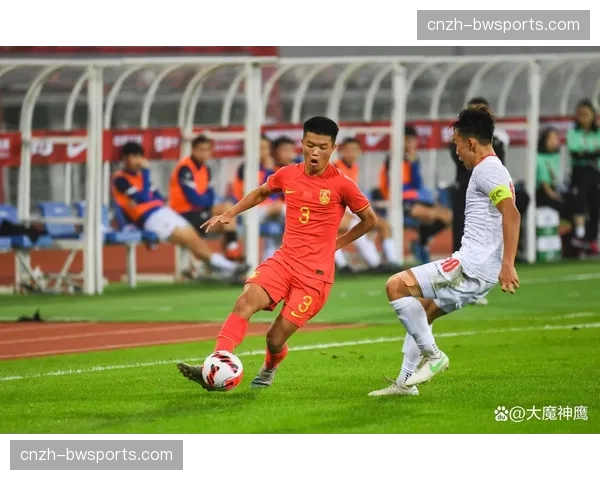 徐州队第38分钟换上U19国青小将苗润东，阵型从4-3-3转为4-2-3-1